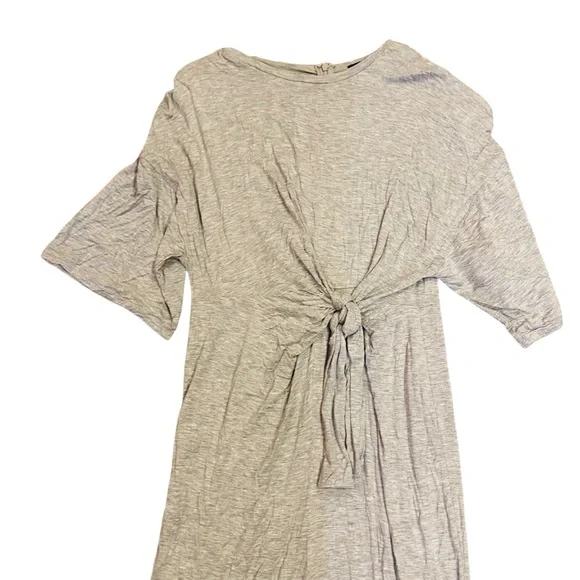 ⭐️ MUSTARD SEED NWT Gray Short Sleeve Tie Front Jumpsuit - Picture 2 of 6